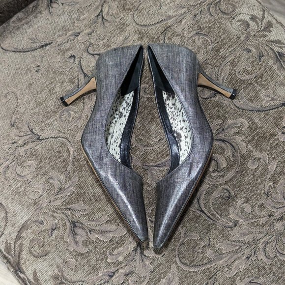 LIKE NEW CONDITION Manolo Blahnik Grey Coated Canvas Size 38 - Picture 1 of 5